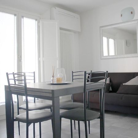 Апартаменты Sky Loft Airport - Modern Apt 1St Floor Болонья Экстерьер фото